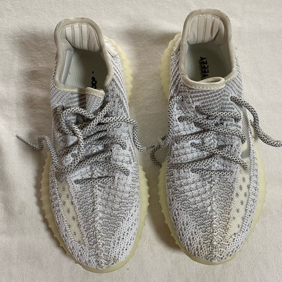 Adidas Yeezy Boost 350 V2 Static Non-Reflective Size 5 Men Male - Picture 2 of 7
